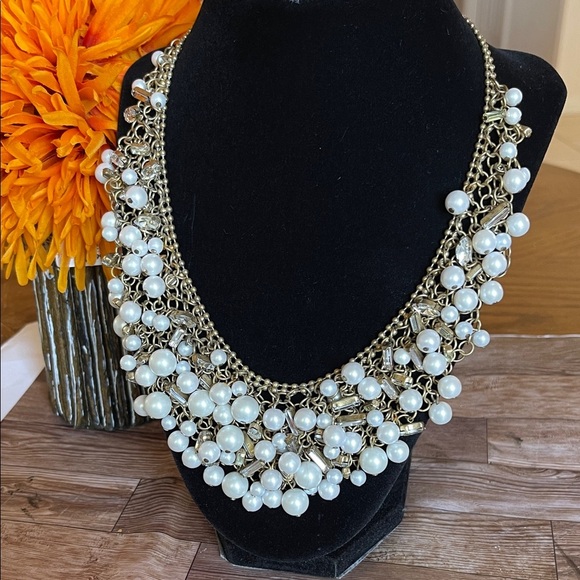 Lia Sophia Jewelry - Lia Sophia Pearl Cluster Bib Necklace in White and Gold